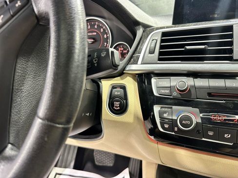 Used 2017 BMW 330i Sedan RWD image 19
