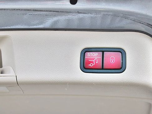 Used 2014 Mercedes-Benz ML 350 4MATIC image 36