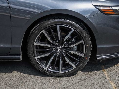 Used 2023 Honda Accord Touring image 10