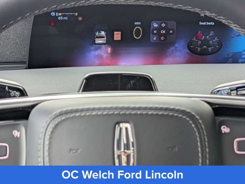 Certified 2026 Lincoln Navigator Reserve AWD/4WD image 16