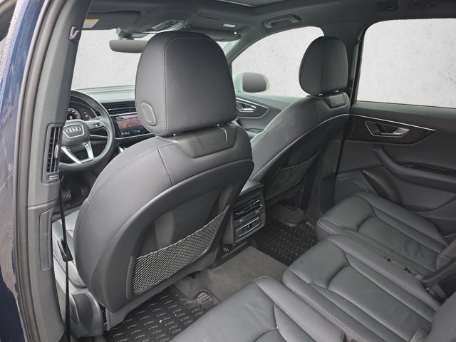 Used 2025 Audi Q7 2.0T Premium w/ Convenience Package AWD/4WD image 18
