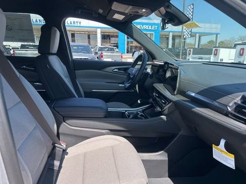 New 2026 Chevrolet Traverse LT image 33