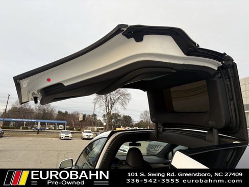 Used 2021 Tesla Model X Long Range image 12