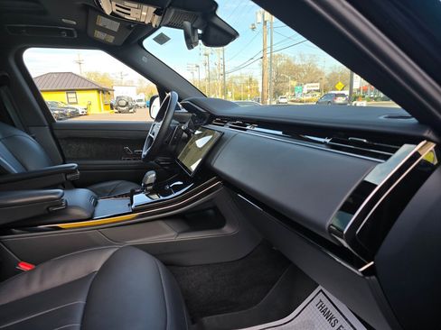 Used 2024 Land Rover Range Rover Sport Dynamic SE AWD/4WD image 21