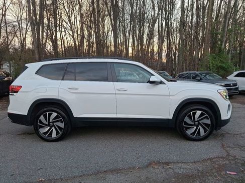 Certified 2024 Volkswagen Atlas SE AWD/4WD image 11