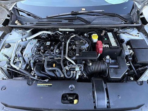 Used 2022 Nissan Sentra SV FWD image 23