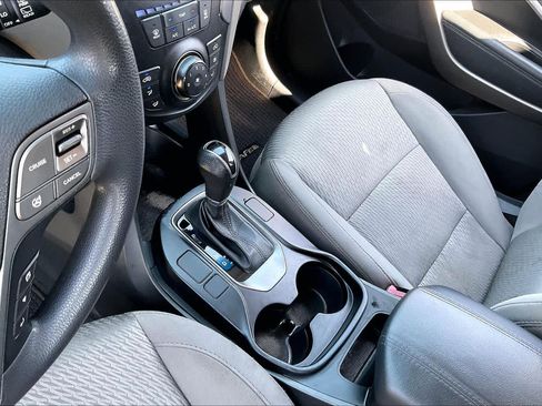 Used 2016 Hyundai Santa Fe Sport FWD image 16