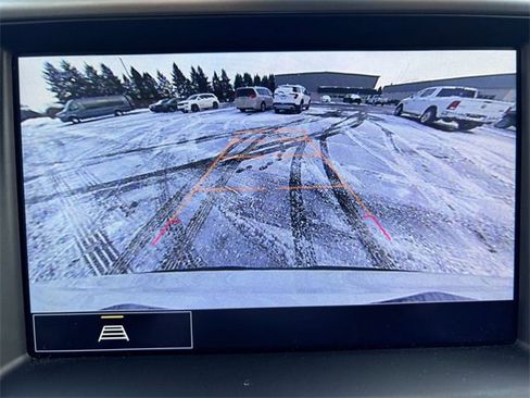 Used 2023 GMC Acadia SLT image 22