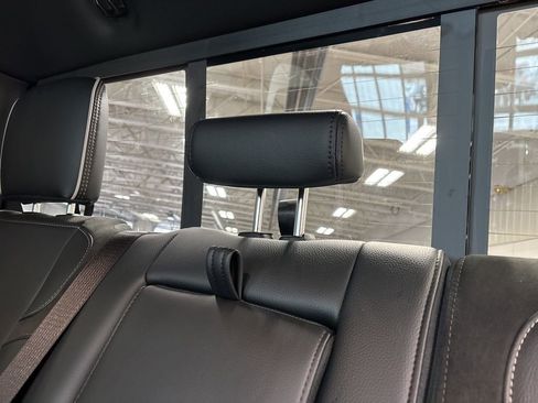 New 2026 RAM 2500 Laramie w/ Night Edition AWD/4WD image 44