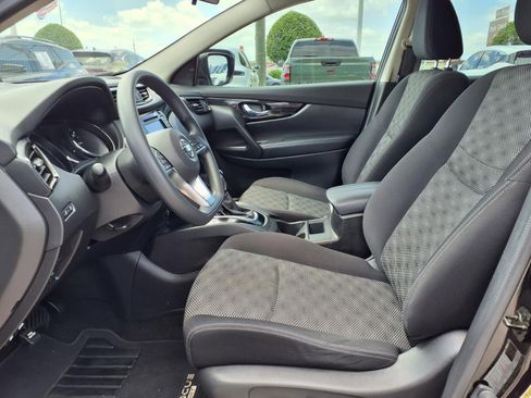 Used 2019 Nissan Rogue Sport SV FWD image 10