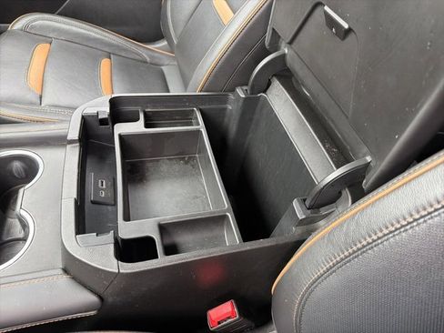 Used 2023 GMC Yukon XL AT4 w/ Technology Package image 20