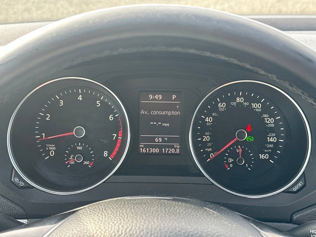 Used 2017 Volkswagen Jetta SE FWD image 27