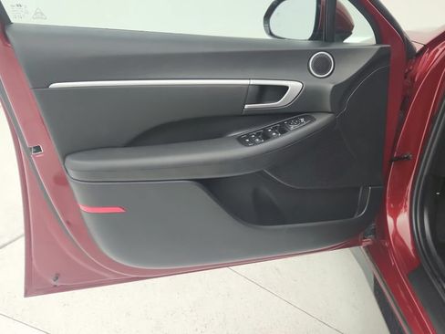 Used 2025 Hyundai Sonata SEL FWD image 34