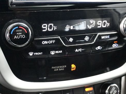 Used 2017 Nissan Murano SL image 32