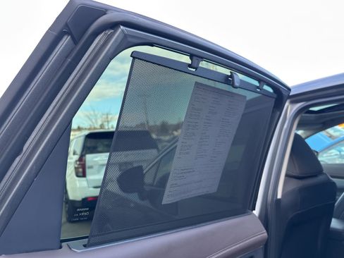 Used 2025 Nissan Murano Platinum w/ Cargo Package image 27