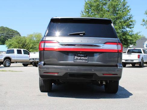 Used 2018 Lincoln Navigator Reserve w/ Technology Package AWD/4WD image 6