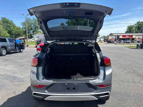 Used 2023 Buick Encore GX Preferred w/ Cold Weather Comfort Package AWD/4WD image 8