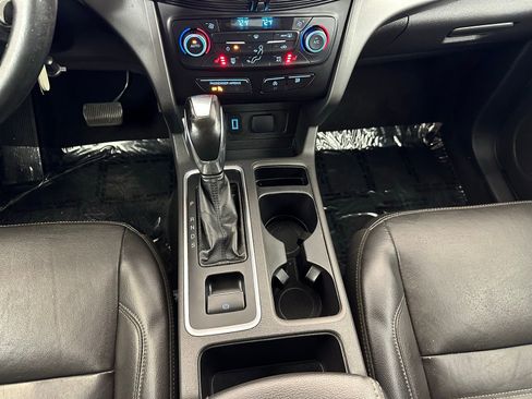 Used 2018 Ford Escape SEL FWD image 17