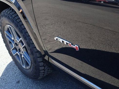 New 2026 GMC Terrain AT4 w/ Convenience Package III AWD/4WD image 18