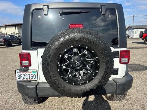Used 2016 Jeep Wrangler Unlimited Sport w/ Quick Order Package 24S AWD/4WD image 4