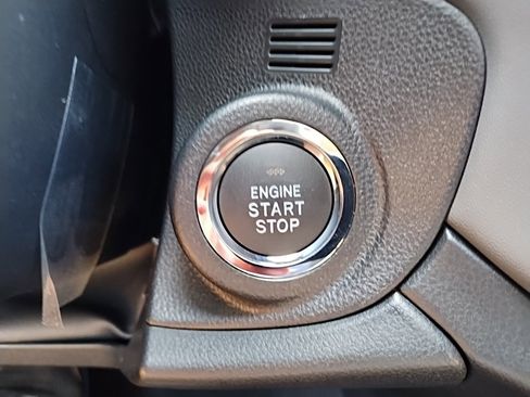 Used 2025 Subaru Outback Onyx Edition XT image 28