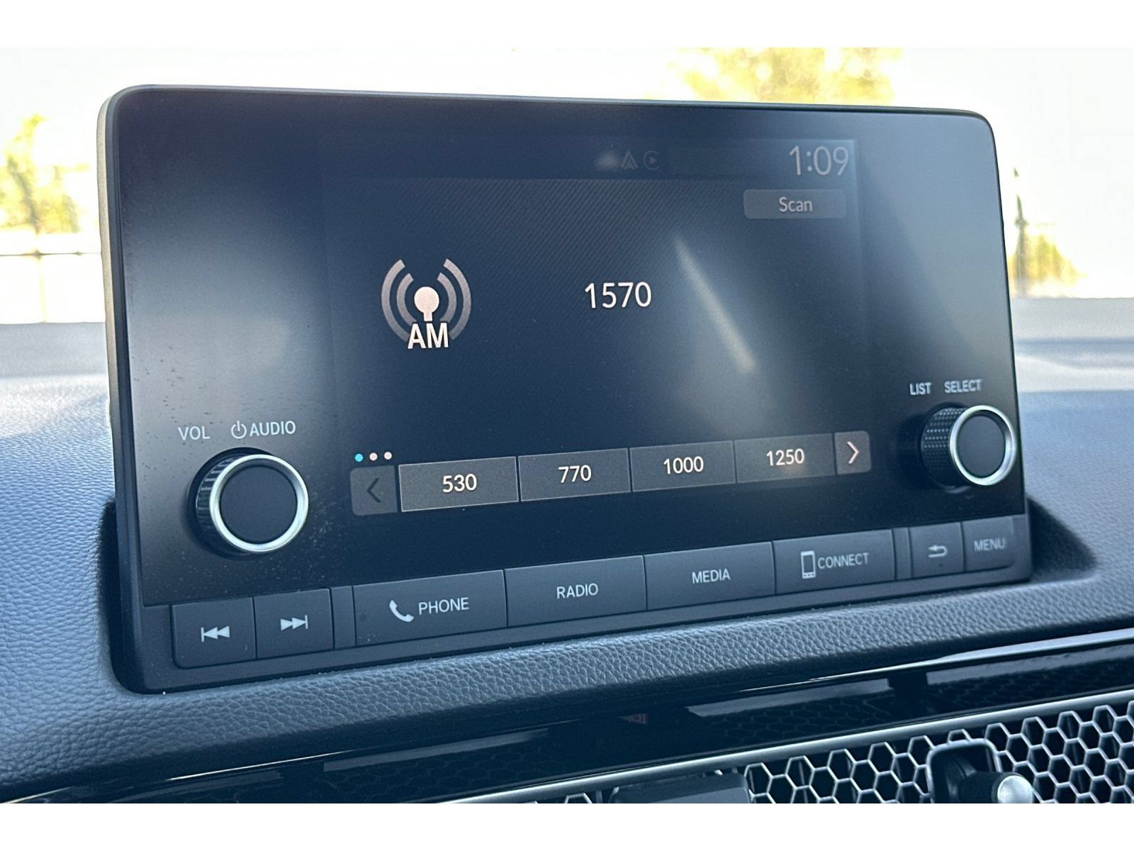 Used 2025 Honda Civic Sport image 23