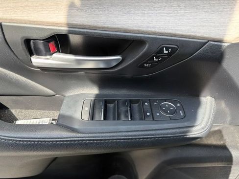 Certified 2024 Toyota Grand Highlander AWD Hybrid image 17