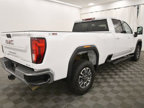 Used 2024 GMC Sierra 3500 SLE image 7