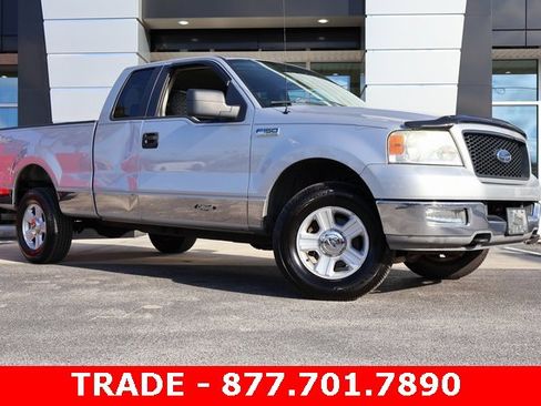 Used 2005 Ford F150 XLT image 2