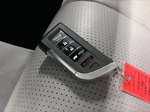 Used 2022 Acura MDX SH-AWD w/ Advance Package image 17