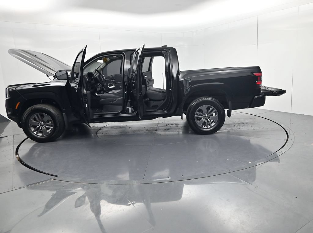 Used 2025 Nissan Frontier SV w/ SV Convenience Package AWD/4WD image 61