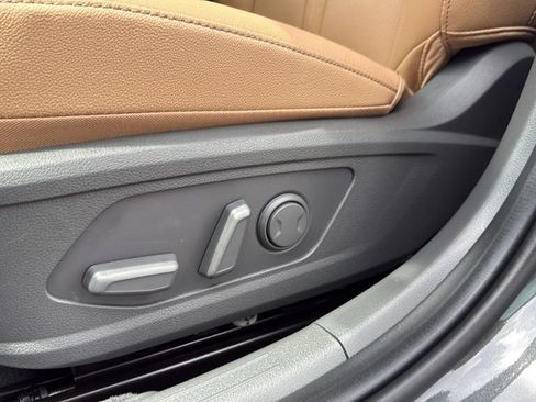 Certified 2025 Hyundai Sonata Limited FWD image 16