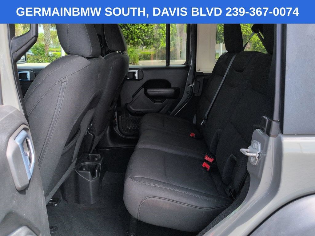 Used 2022 Jeep Wrangler Unlimited Sport AWD/4WD image 15