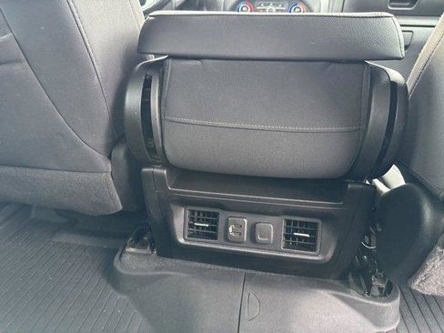 Used 2020 Chevrolet Silverado 1500 LT w/ All-Star Edition image 39