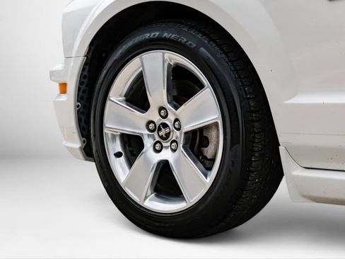 Used 2007 Ford Mustang GT Premium RWD image 42
