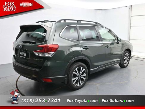 Used 2023 Subaru Forester Limited AWD/4WD image 17
