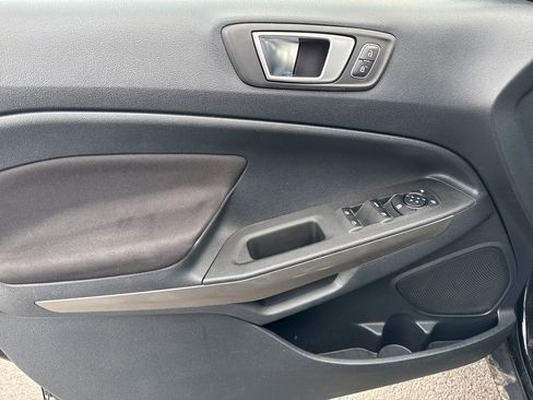 Used 2018 Ford EcoSport SE w/ SE Convenience Package image 17