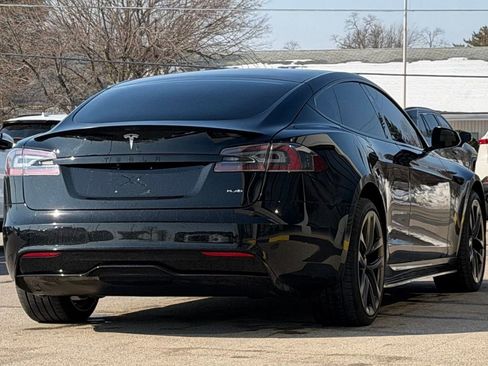 Used 2021 Tesla Model S Plaid image 10