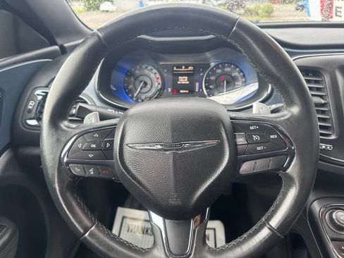 Used 2015 Chrysler 200 S FWD image 14
