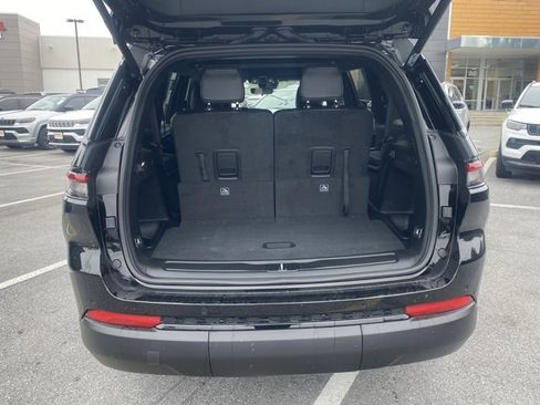 New 2025 Jeep Grand Cherokee L Altitude image 7