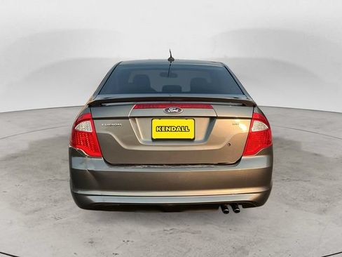 Used 2010 Ford Fusion SE FWD image 4