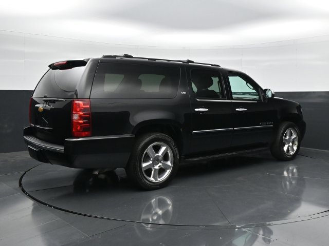 Used 2013 Chevrolet Suburban LTZ AWD/4WD image 2