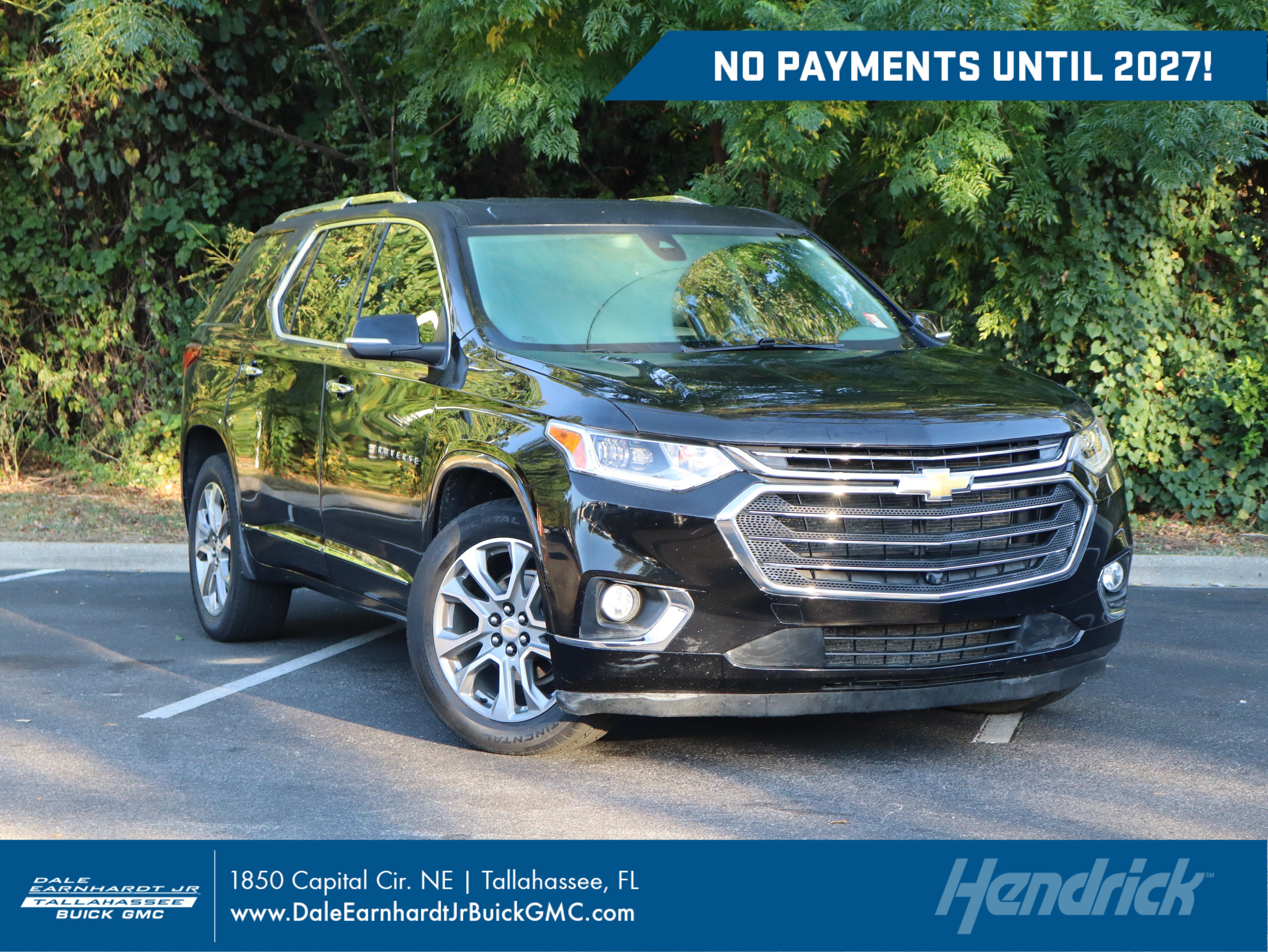 Used 2021 Chevrolet Traverse Premier FWD image 1