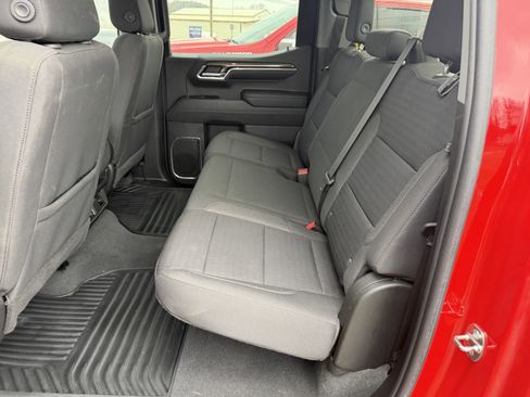 Used 2023 Chevrolet Silverado 1500 LT image 12