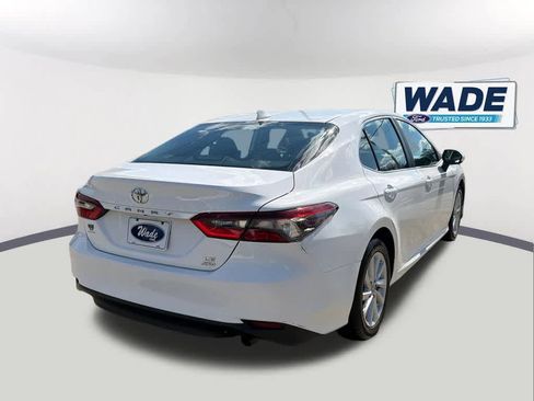 Used 2024 Toyota Camry LE AWD/4WD image 5