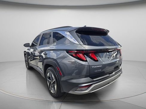 Certified 2025 Hyundai Tucson SEL FWD image 5