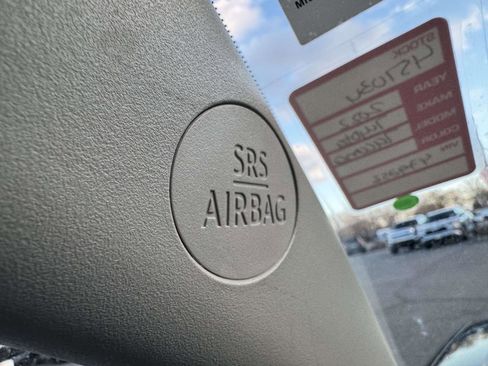 Certified 2022 Toyota Tacoma SR5 image 40