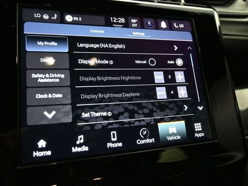 Used 2021 Jeep Grand Cherokee L Laredo RWD image 21