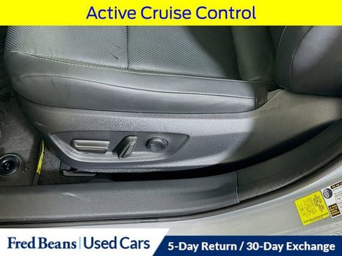 Used 2026 Toyota Prius XLE image 23