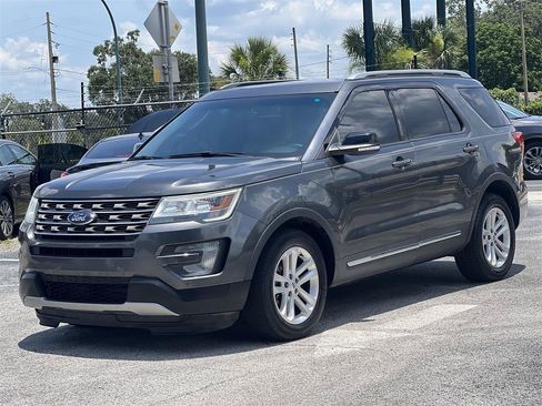 Used 2016 Ford Explorer XLT w/ Equipment Group 202A FWD image 1